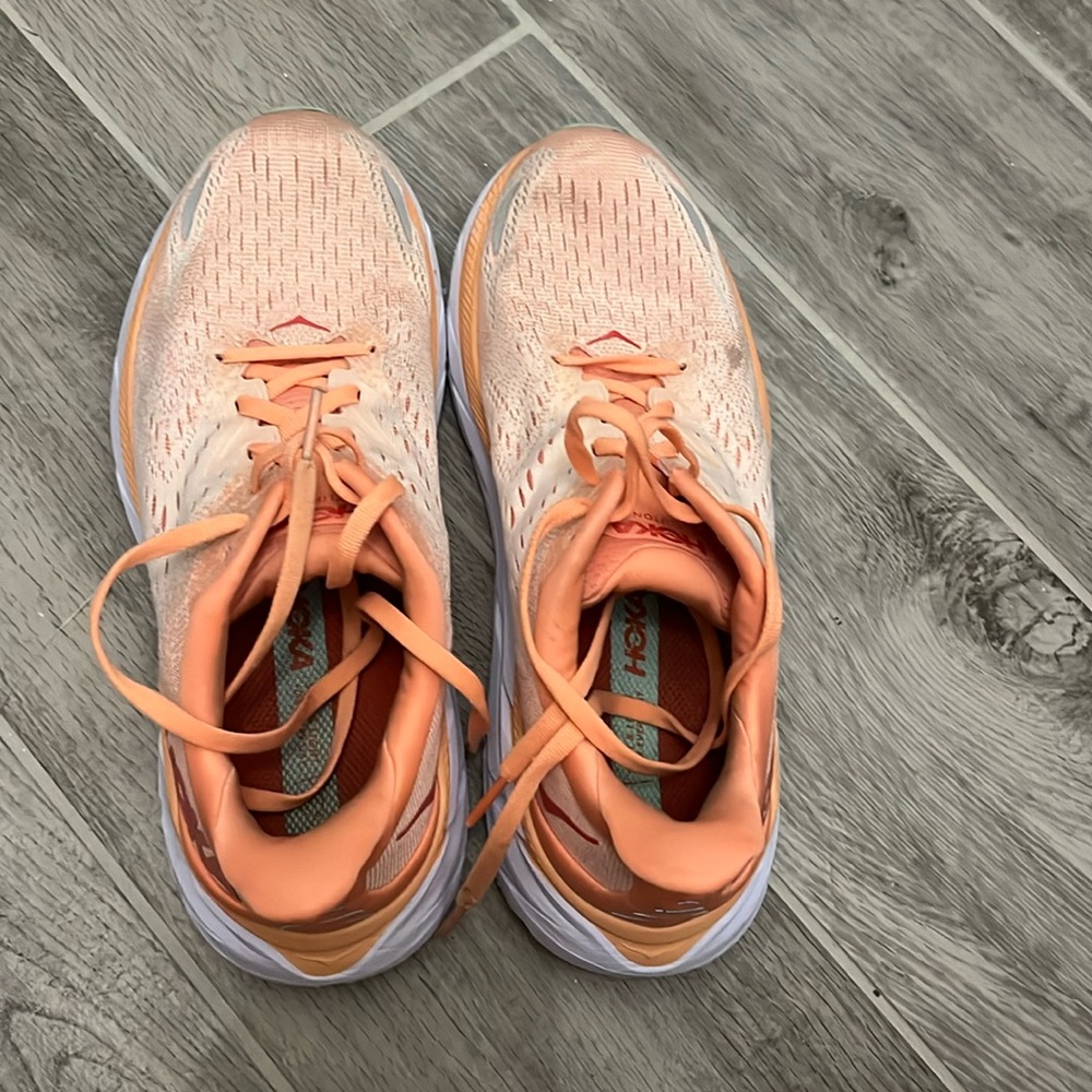 Hoka Clifton 8s
